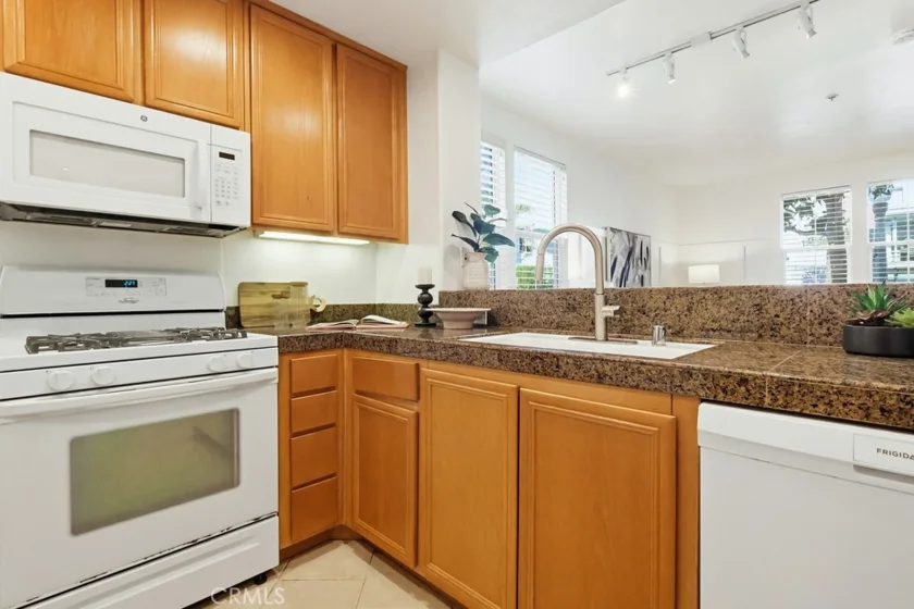 13075 Pacific Promenade Place #115 photo 16