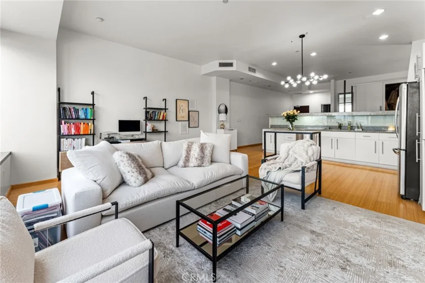 1100 Wilshire Boulevard #2608 photo 24
