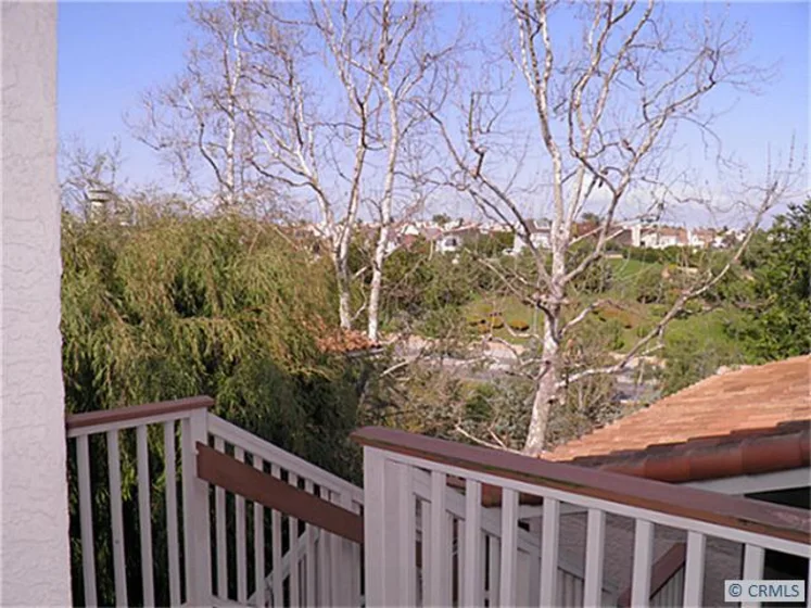 8 Corniche Drive #E photo 1