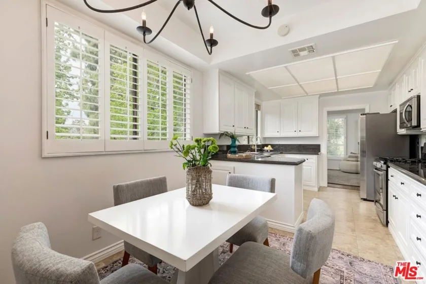 5625 Cambridge Way #203 photo 15