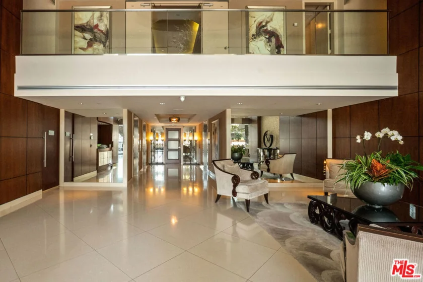 10551 Wilshire Boulevard #403 photo 12