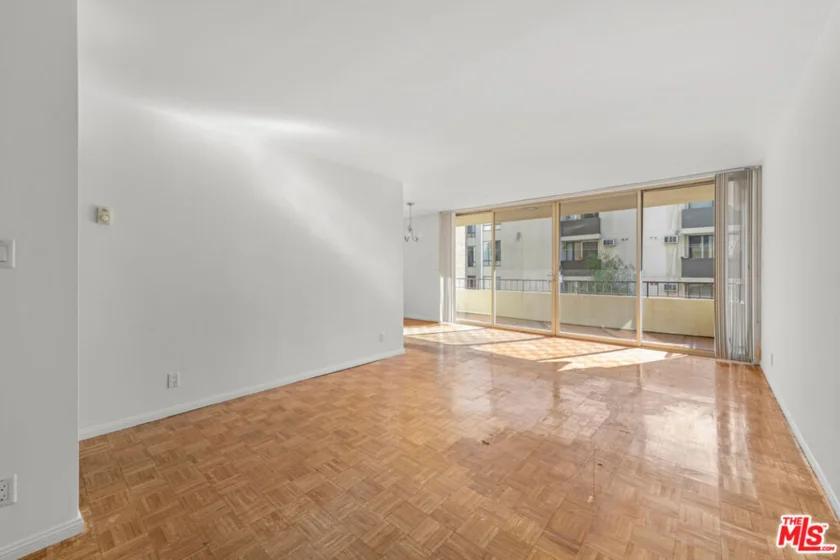 1300 Midvale Avenue #408 photo 24