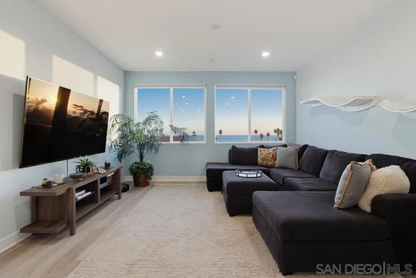 1021 S Cleveland Street #313 photo 9