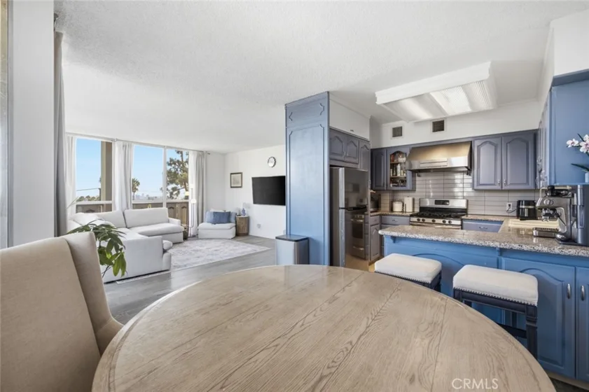 4455 Los Feliz Boulevard #601 photo 13