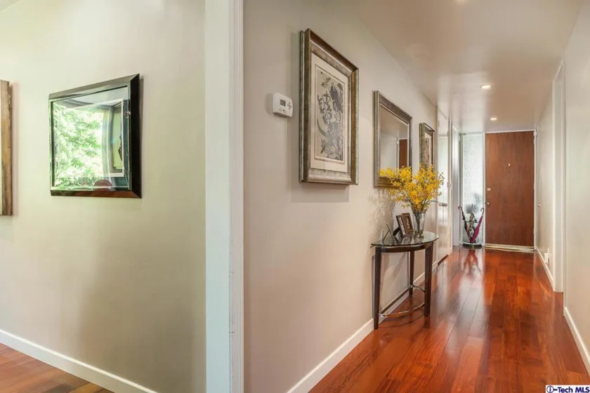 380 S Orange Grove Boulevard #5 photo 1