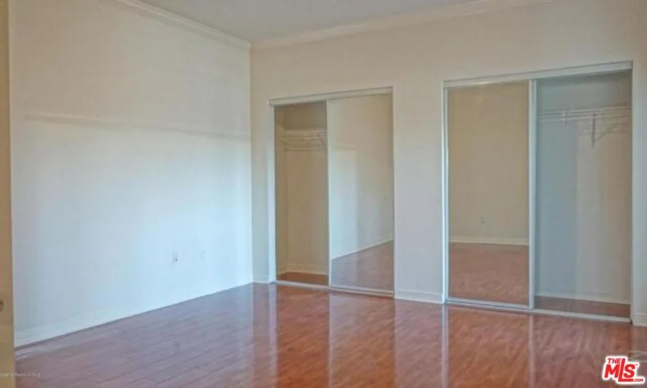 1025 Dewey Avenue #202 photo 5
