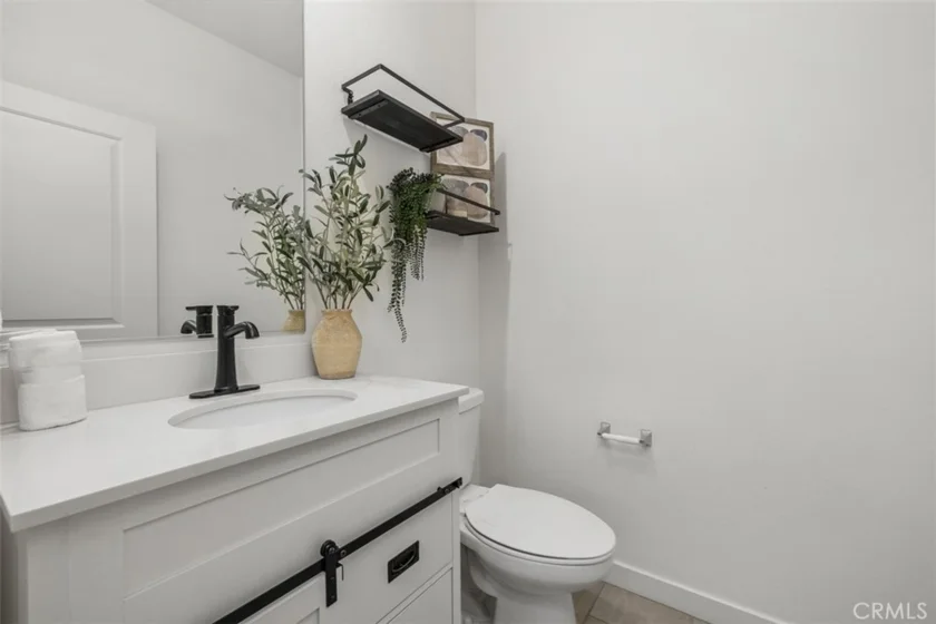 344 Stillwater Court photo 13