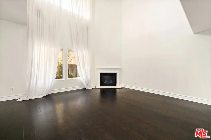 1717 S Barrington Avenue #102 photo 1