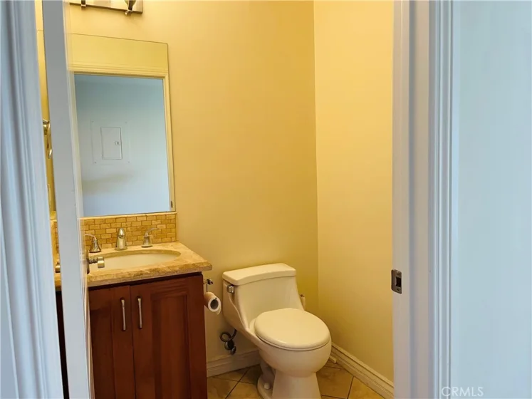 626 E Orange Grove Avenue #301 photo 11