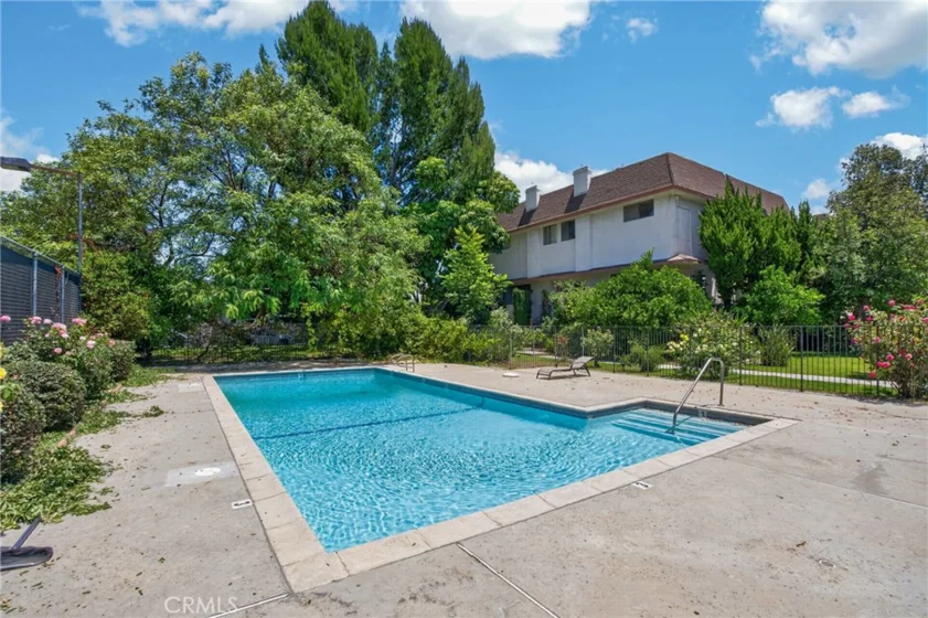 18410 Lull Street #1 photo 37