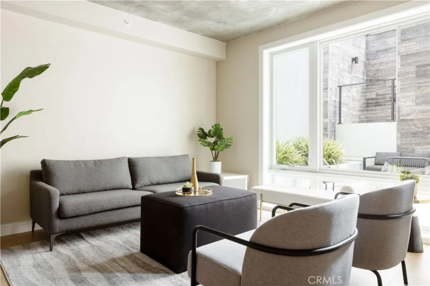 380 Cordova Street #402 photo 3
