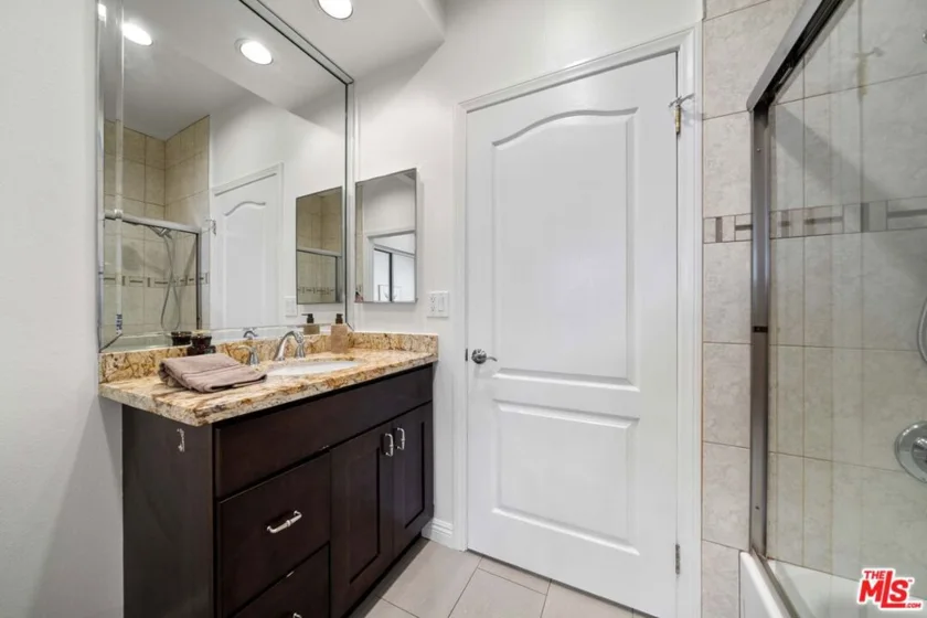 10630 Eastborne Avenue #103 photo 23