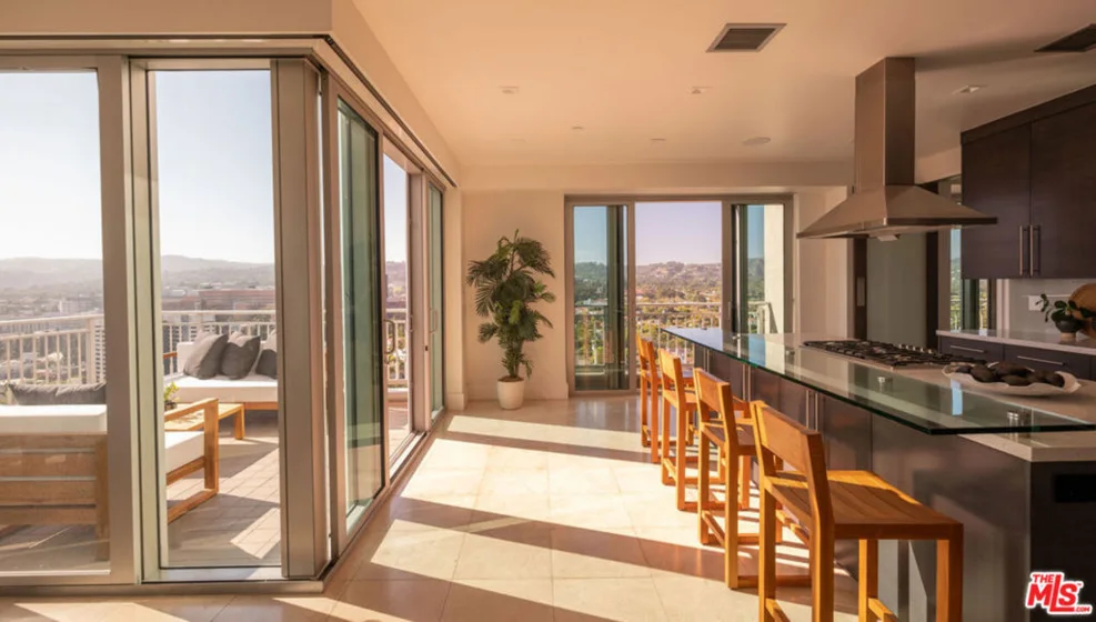 10727 Wilshire Boulevard #PH2 photo 12