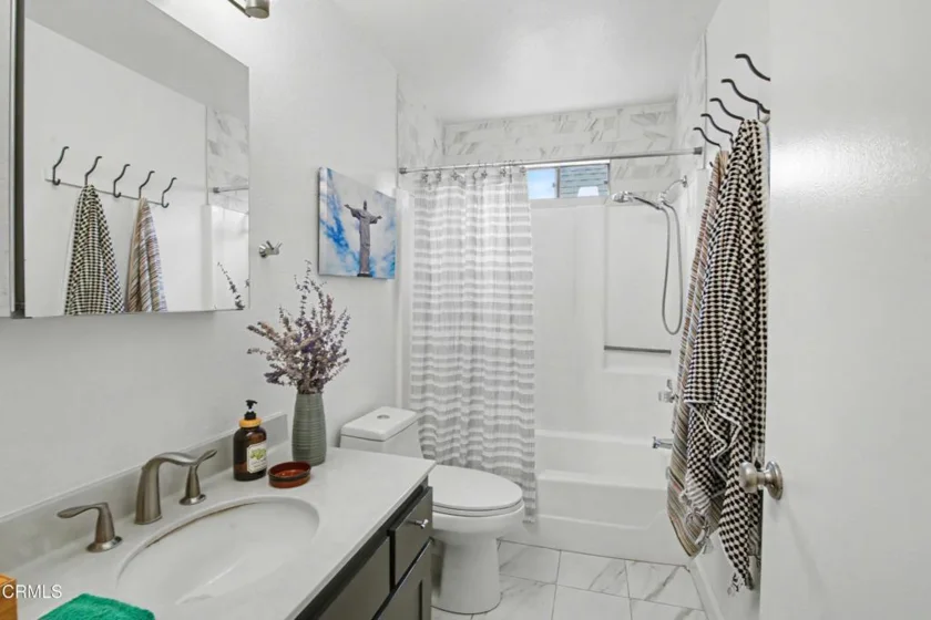 10960 Bluffside #102 photo 12