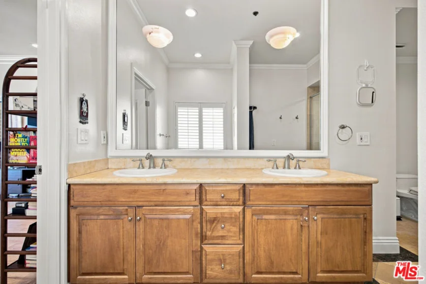 11840 Dorothy Street #302 photo 42