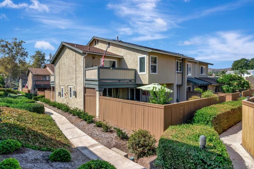 10259 N Princess Sarit Way photo 1