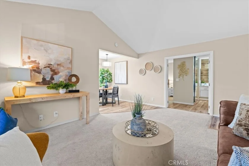 208 Springview photo 55