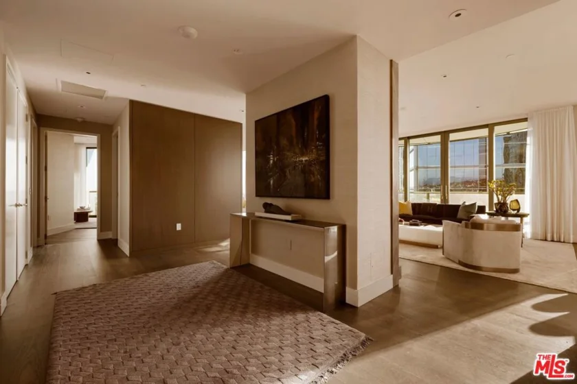 211 W Elm Court #28A photo 11
