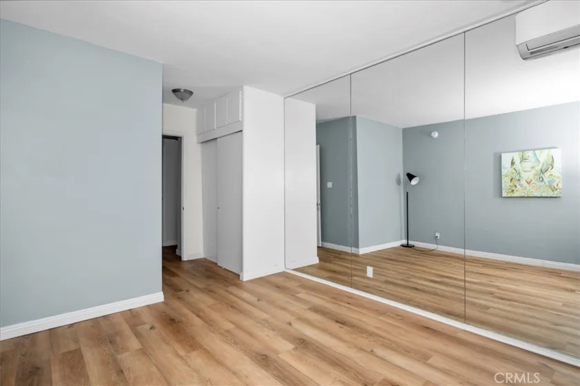 969 Hilgard Avenue #1006 photo 15