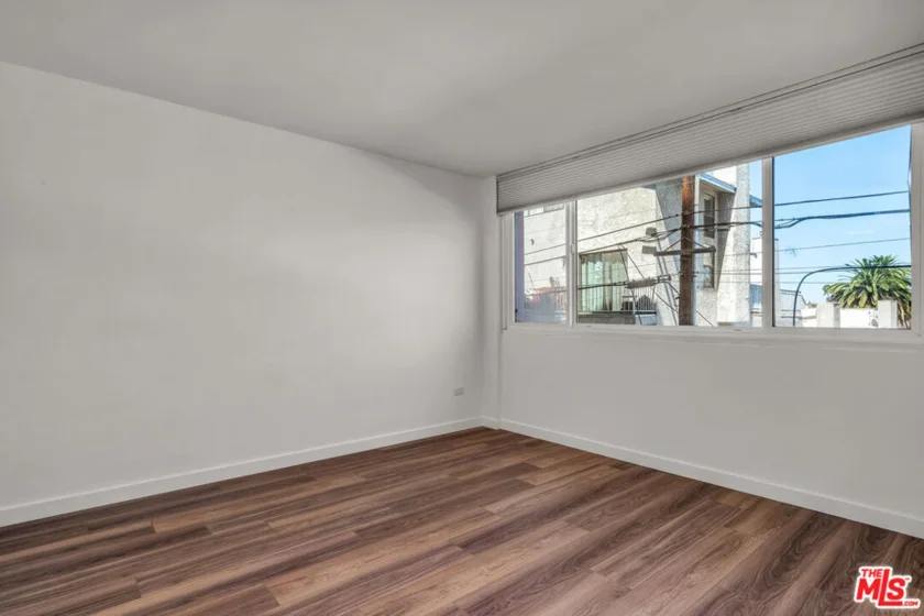 421 S La Fayette Park Place #210 photo 3