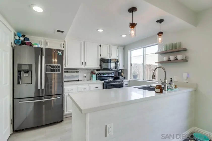 7831 Rancho Fanita #B photo 1