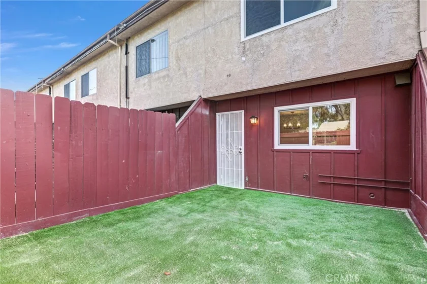 7300 Lennox Avenue #C7 photo 25