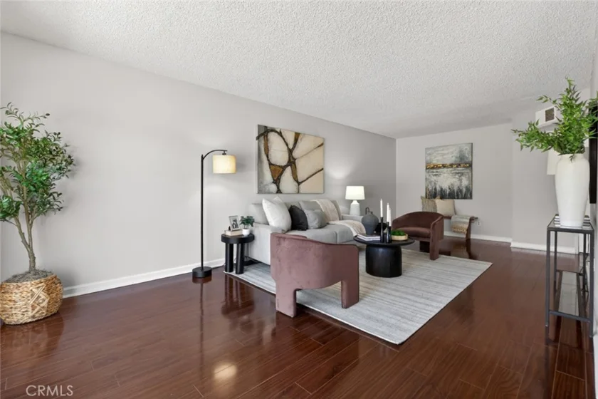 5412 Lindley Avenue #322 photo 35