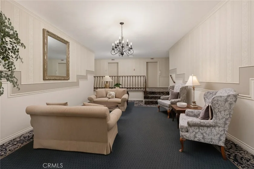 420 S Madison Avenue #301 photo 5