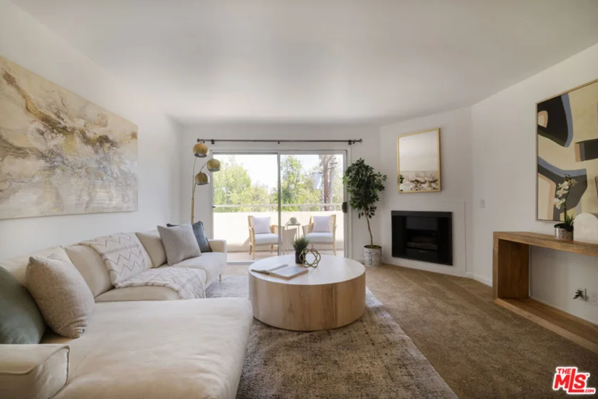 4702 Fulton Avenue #304 photo 1