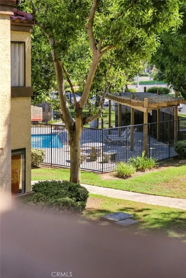 1134 W Blaine #202 photo 13