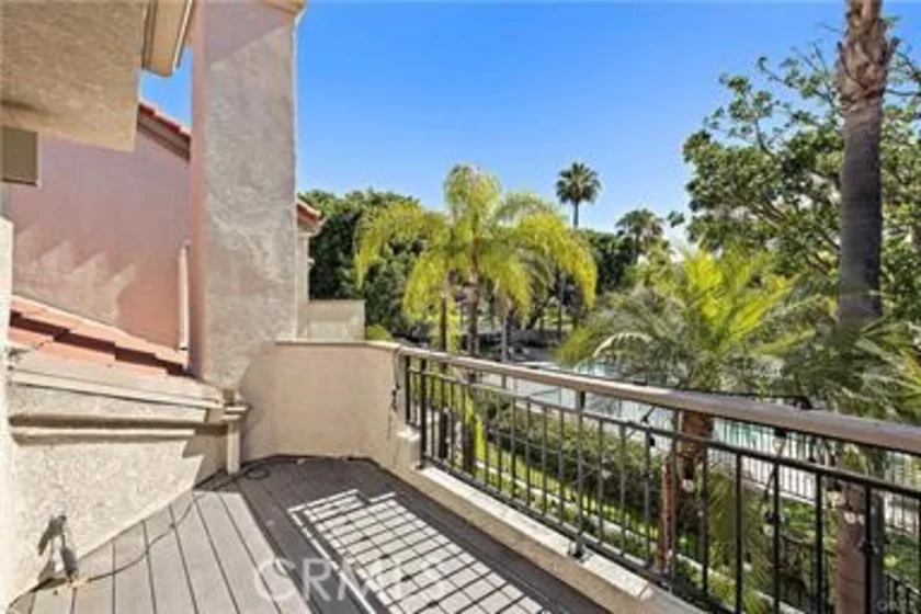 21914 Montagu photo 29
