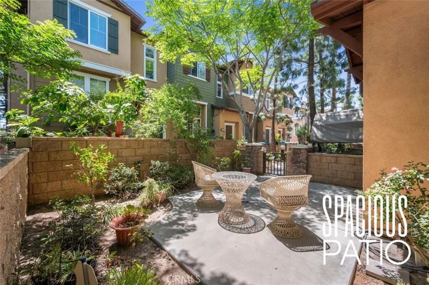 14558 Newport photo 5