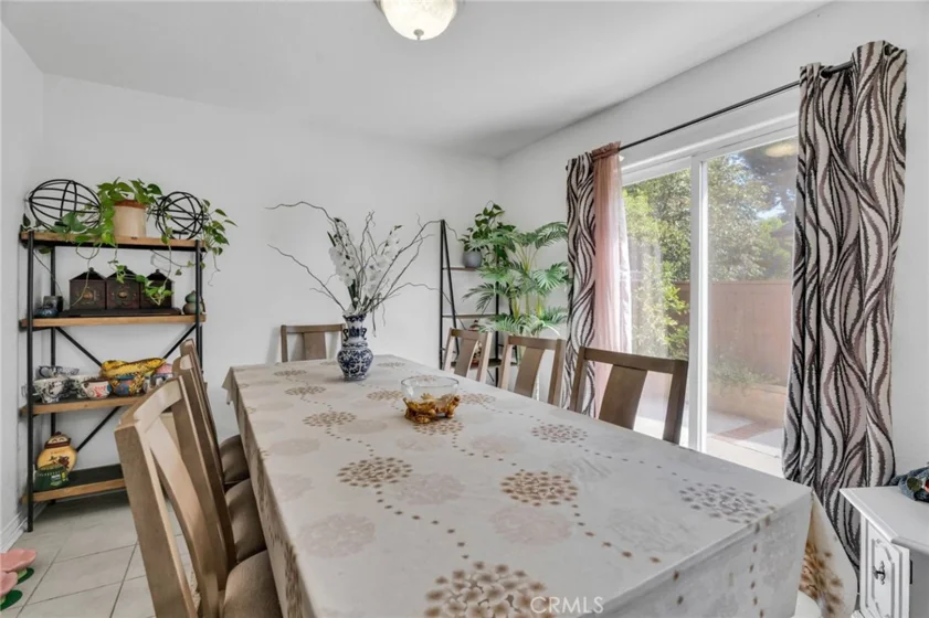 9155 Cedros Avenue #12 photo 20