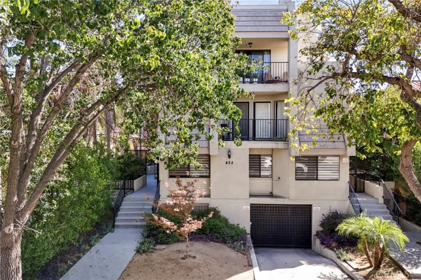 422 Hawthorne Street #3 photo 4
