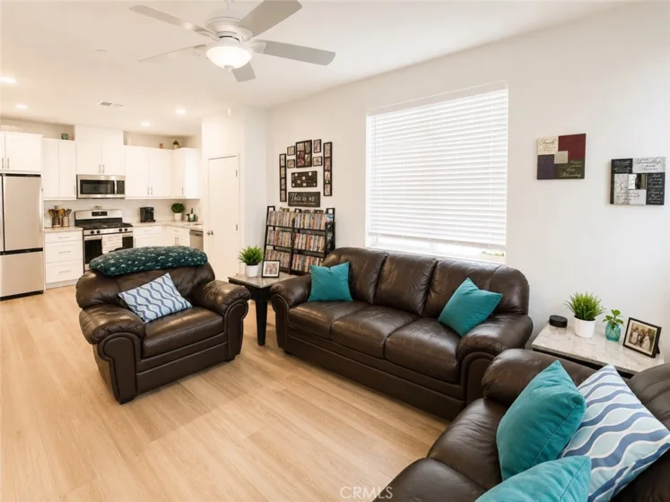5491 Seacliff #113 photo 6