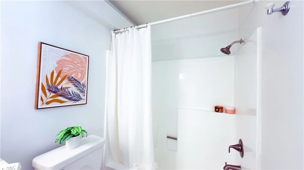 432 S Oak Knoll Avenue #4 photo 22