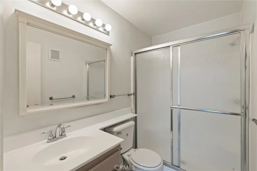 3425 E 15th #12D photo 17