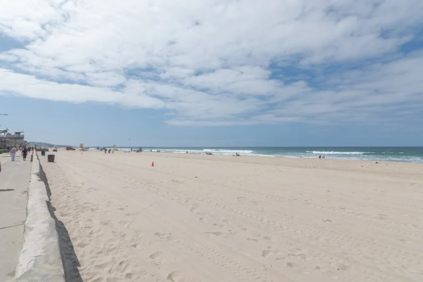 3250 Strandway photo 13