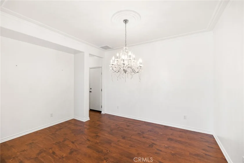 46101 Sharon photo 10