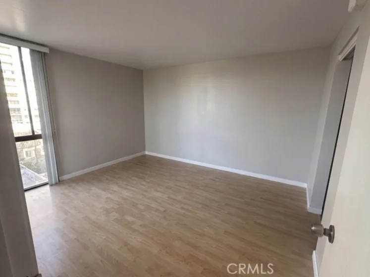 1750 E Ocean #503 photo 12