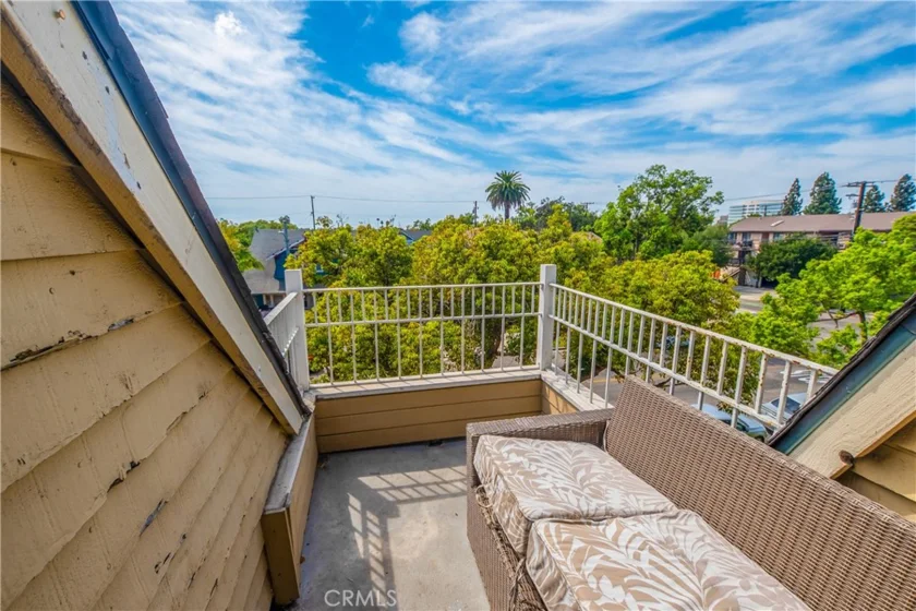 300 E Chestnut #300Q photo 12