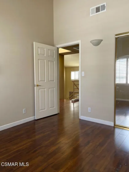 18410 Keswick Street #5 photo 22