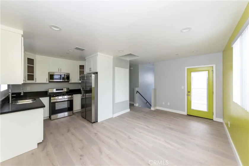 531 W 80th Street photo 24