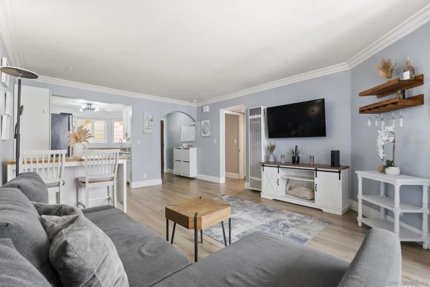 263 Dahlia Avenue #Unit 2 photo 2