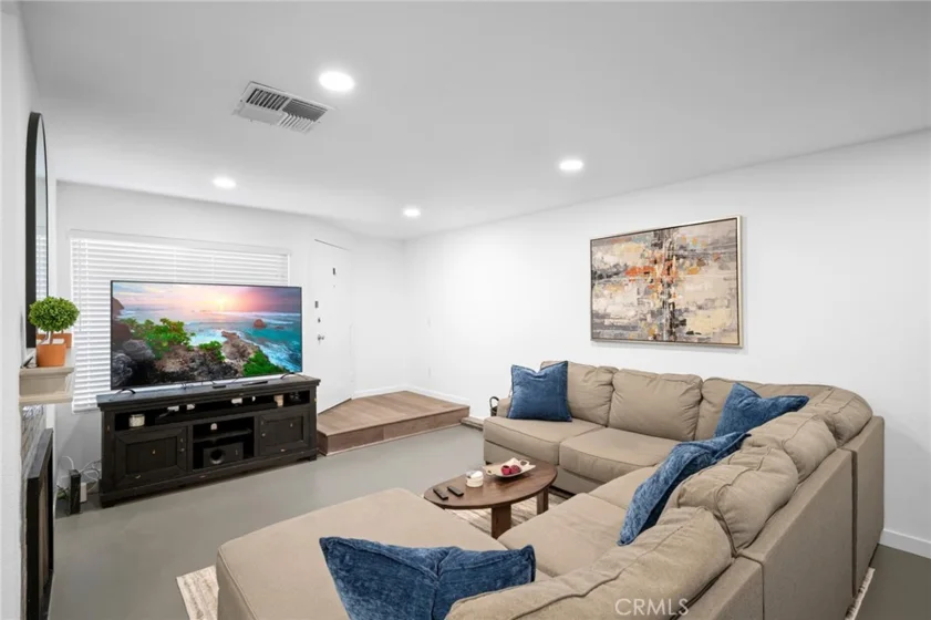 3827 W Avenue 41 photo 29