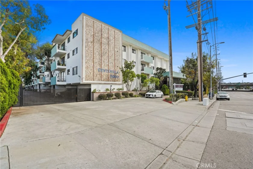 5000 S Centinela #101 photo 10