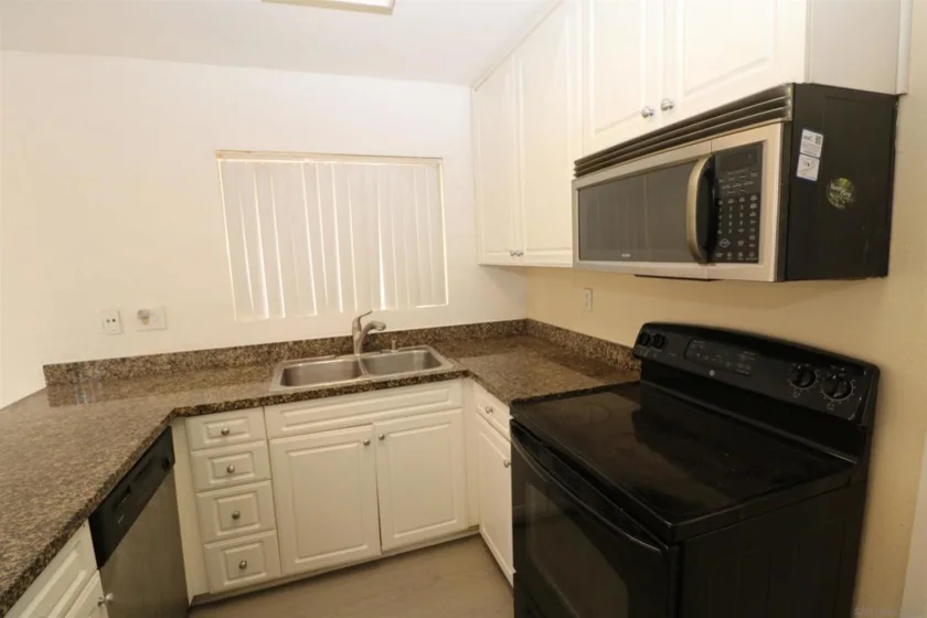 17081 W Bernardo Drive #107 photo 24