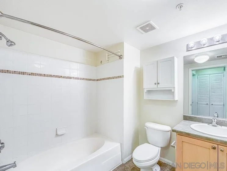2400 5th Avenue #203 photo 23