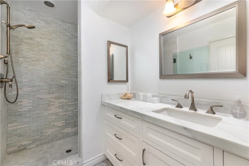 14106 Dickens Street #304 photo 1