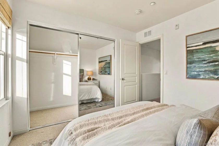 845 Harbor Cliff Way #305 photo 28